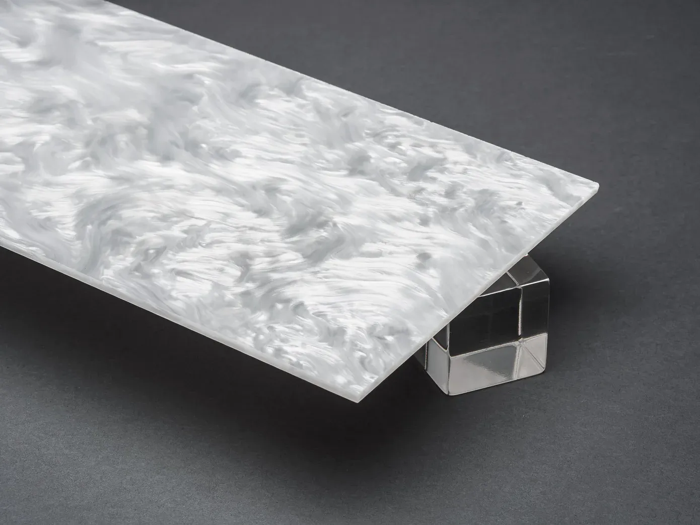 SW-21 White Acrylic - (1220 x 2440 MM)